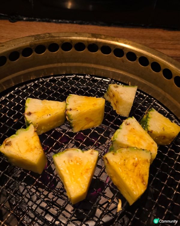 焦糖鵝肝鰻魚一口多士😋一試愛上