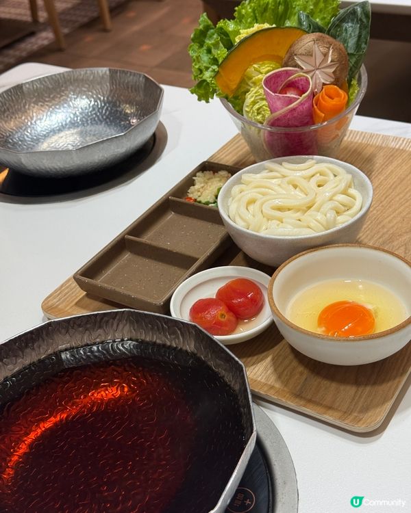 一個人火鍋！海陸豪食 🤤