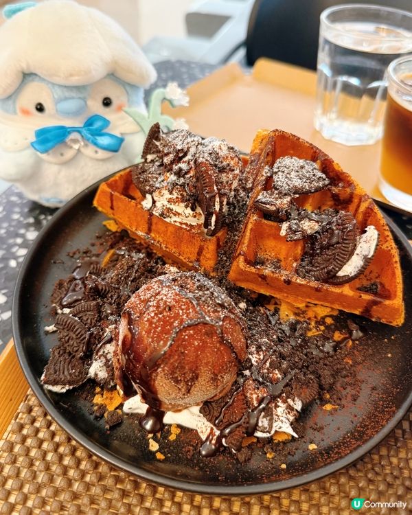 👍 最近去咗Black Coffee 觀塘店打卡食嘢,環境真...
