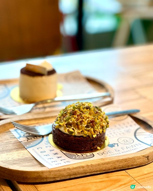 『英國』小鎮人氣精品咖啡店☕️ | 港人甜品師主理🍰🧁