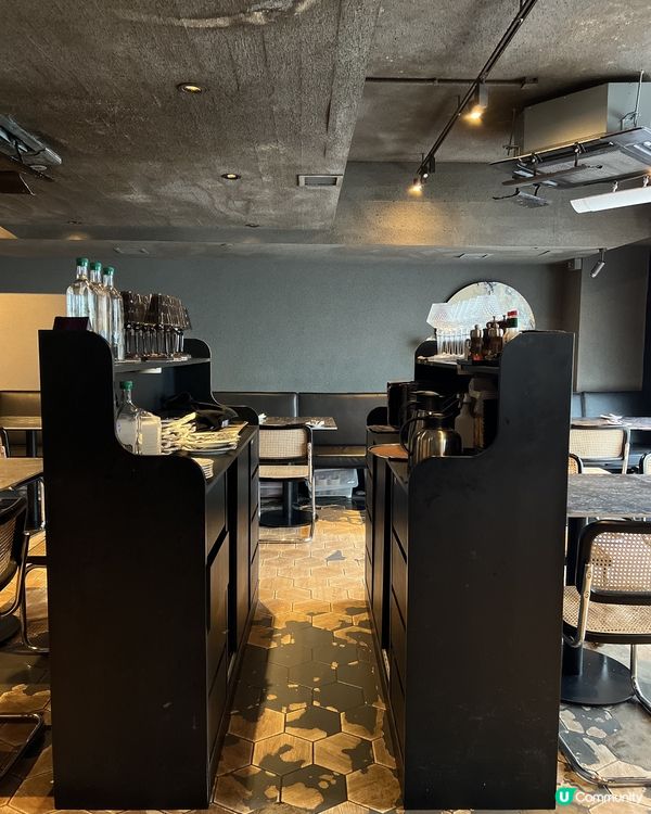 高質量暗黑系藝術西式餐廳🍽️