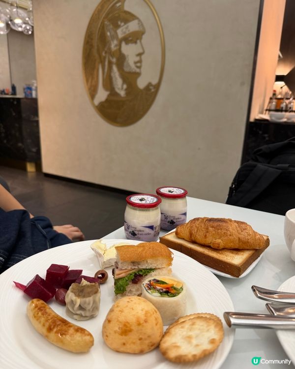 香港機場AE card Lounge