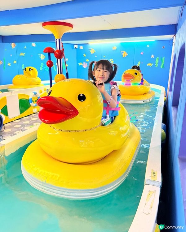 嚟Childlike必玩鴨仔船
