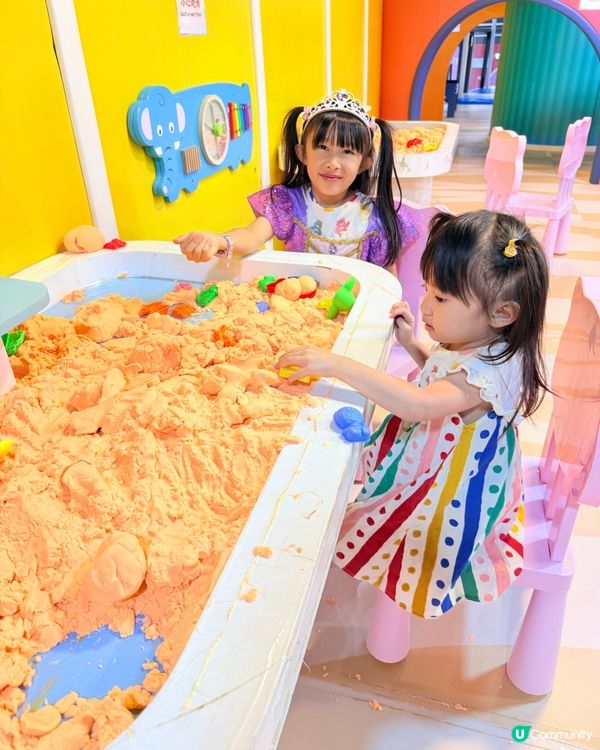嚟Childlike必玩鴨仔船