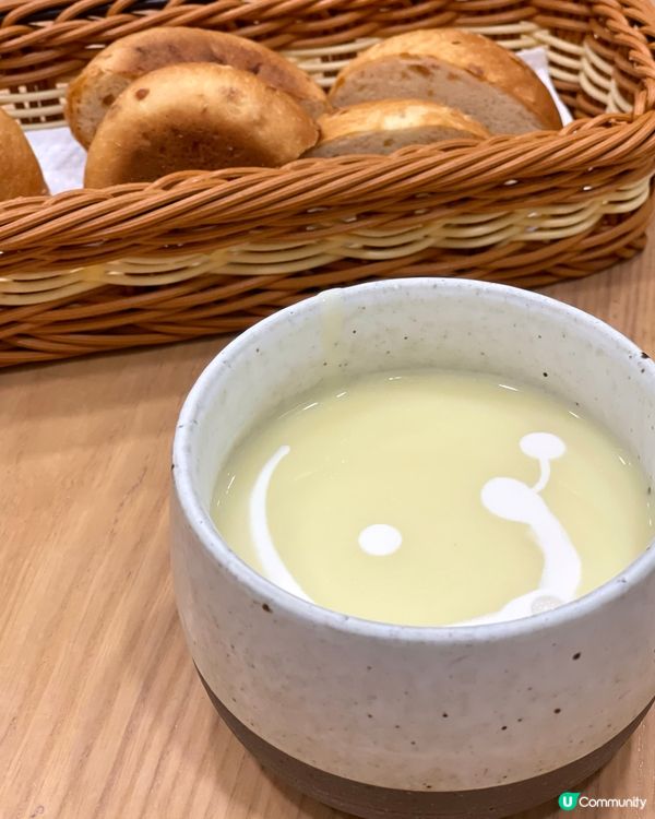 荔枝角優雅咖啡館