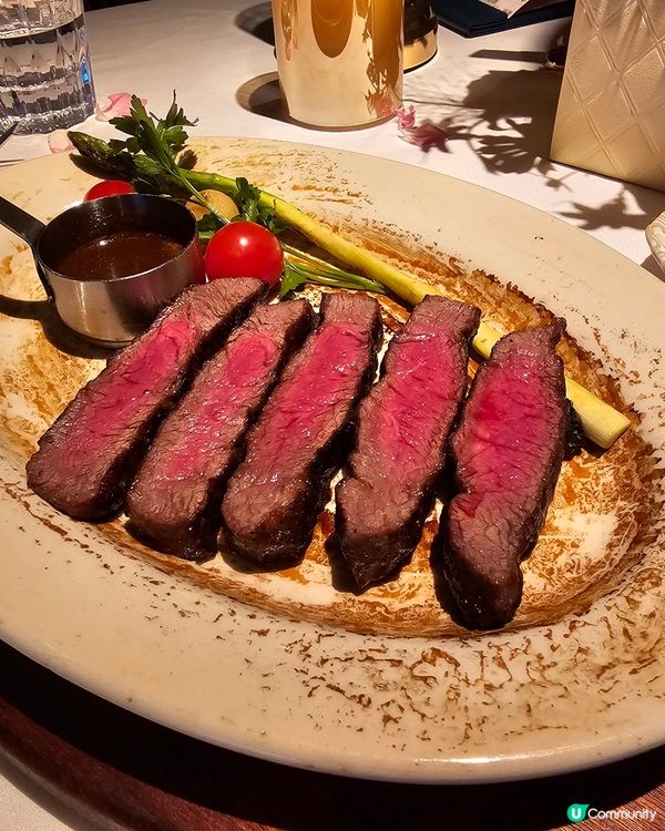 「明華輪」上面食晚餐！