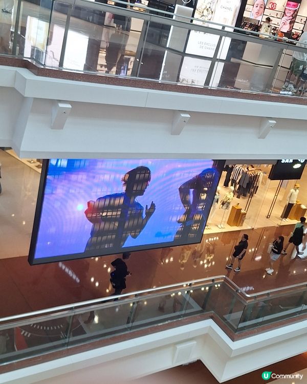 與Mirror同往