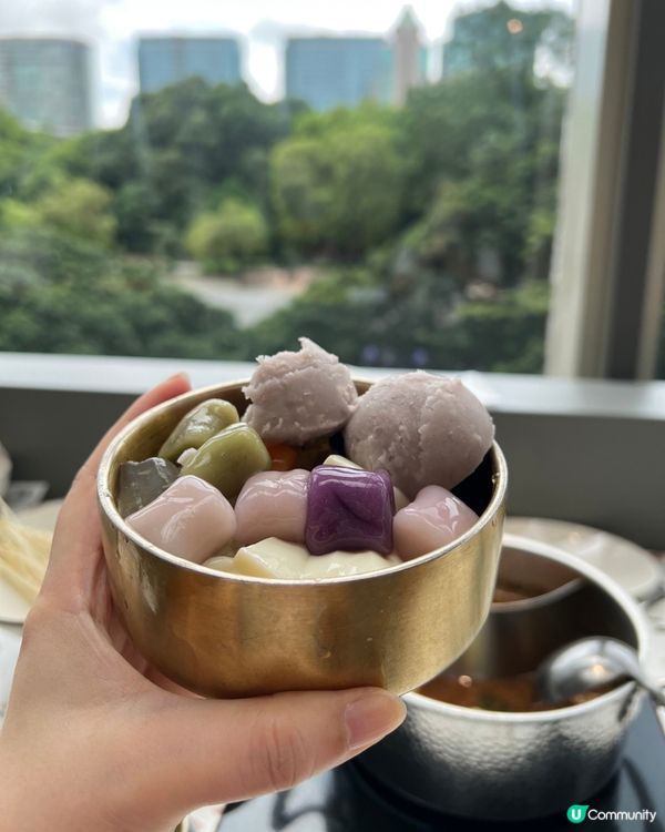 窗邊綠蔭配小火鍋🌿🍲