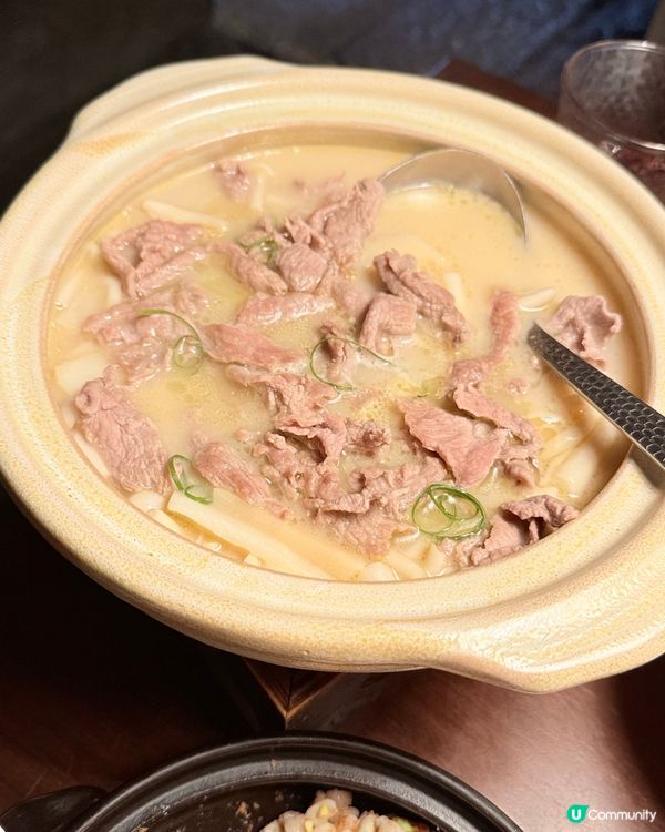 好！這就為你準備兩個用廣東話寫的社交媒體標題：

仙境級美食