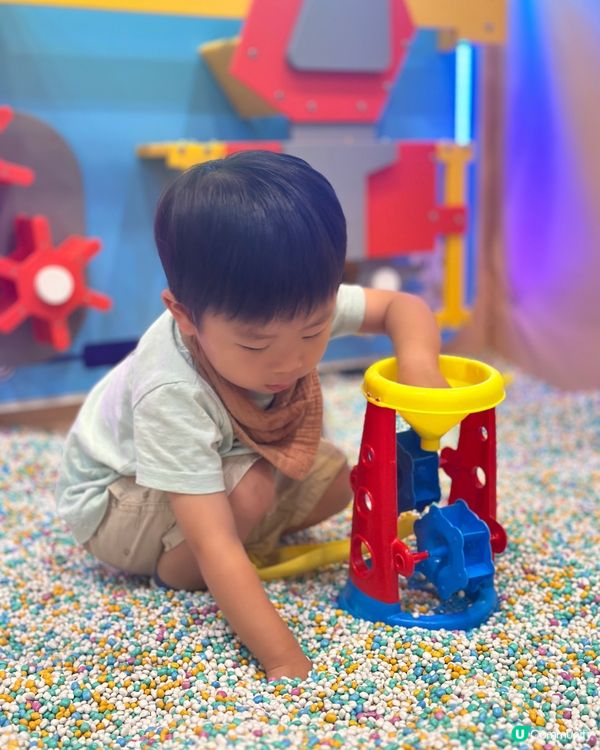 8000呎樂園！全港唯一室內水上鴨仔船🚤