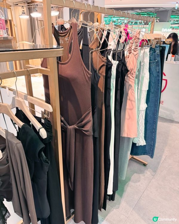 台灣人氣服裝品牌！高雄巨蛋實拍🌊