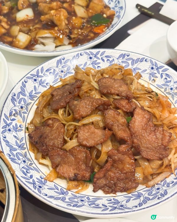 超高質又好食嘅粥品、乾炒牛河！大推！服務仲好好！