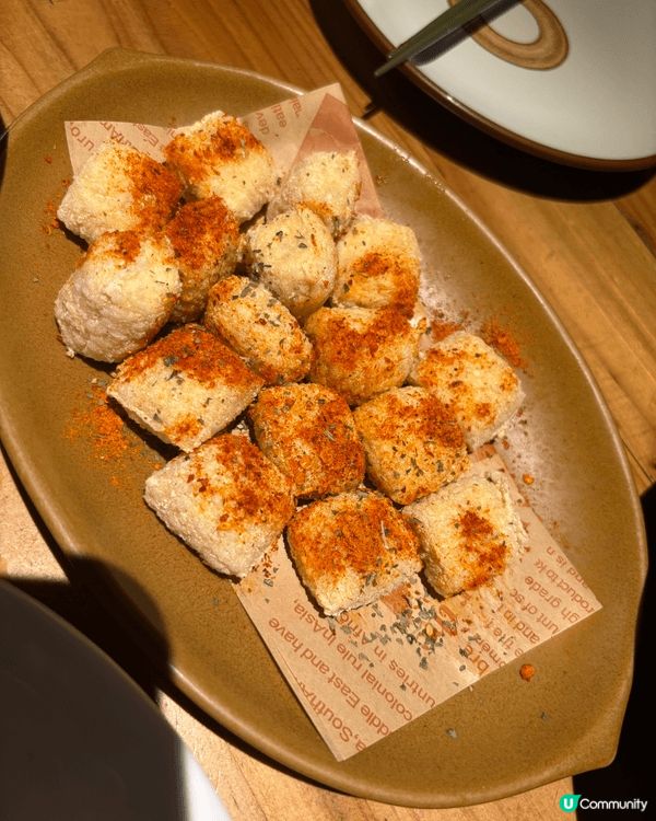 相中既美食，其實全都係素食，位置深圳南油區既素食餐廳，超級美...