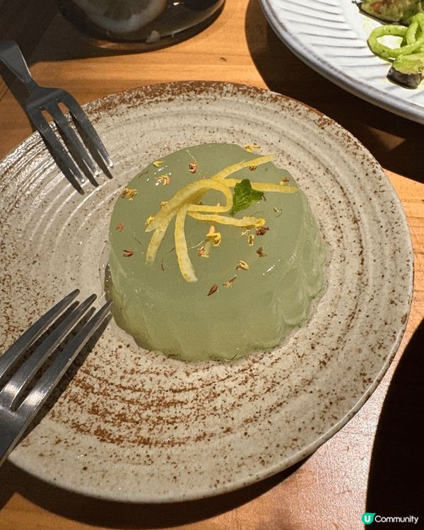 相中既美食，其實全都係素食，位置深圳南油區既素食餐廳，超級美...