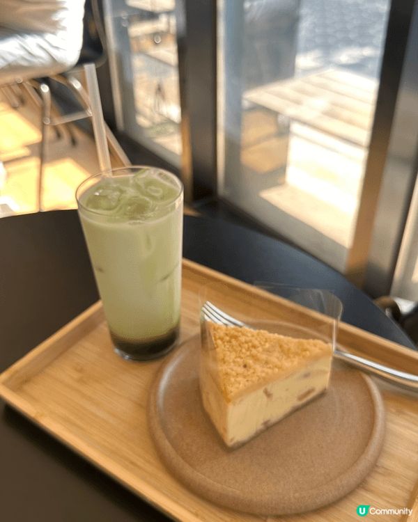最緊去咗首爾旅行，去咗好多靚靚cafe打卡，嘢食全部都好抵食...