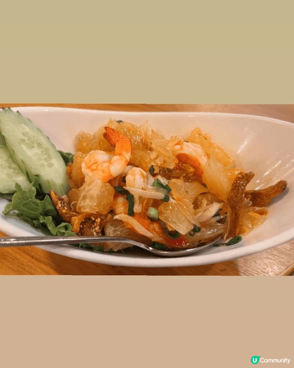 第一張日本菜，店名:花見山下，有剌身同生蠔，仲有生啤飲，又有...