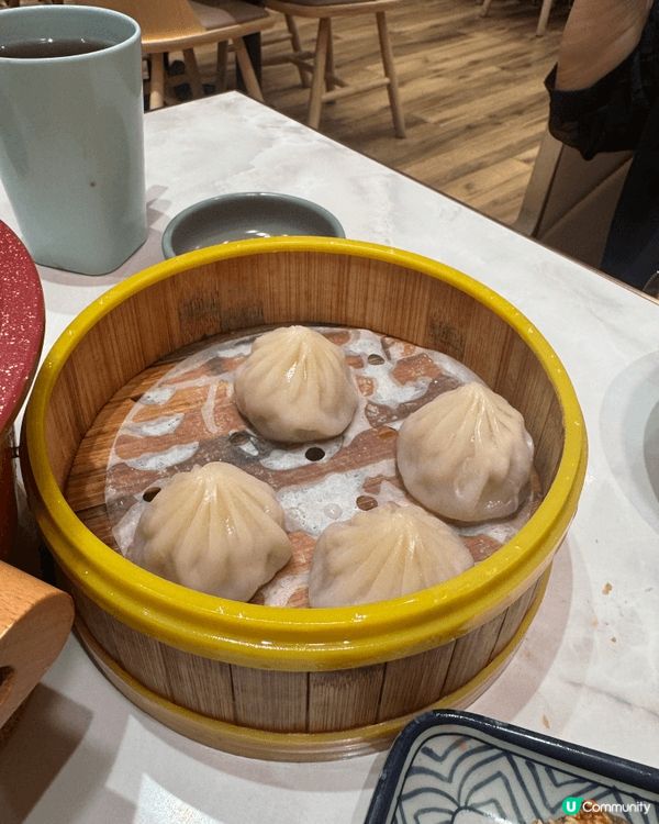 灣仔新開嘅餐廳，上海上海。