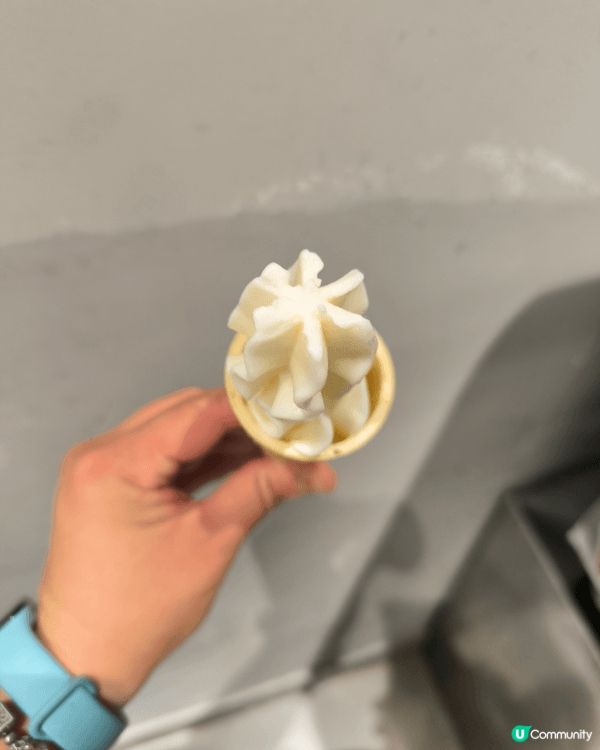 全部來自深圳的美食、 雪糕, 是自助雪糕機斟出來的！ 内地甜...