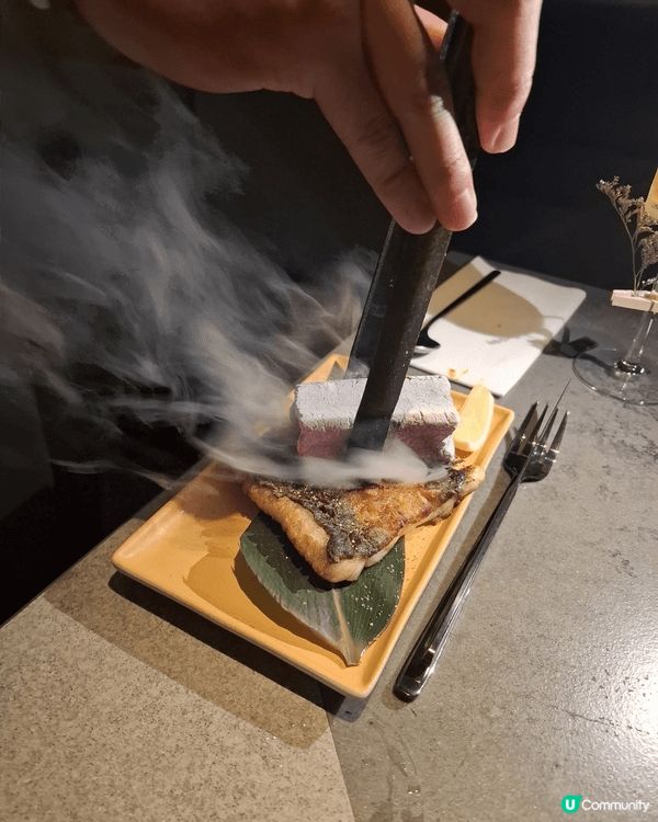 皇后大道中心臟地段的商廈天台，有間翠綠寶石既摩登，結集餐飲、...