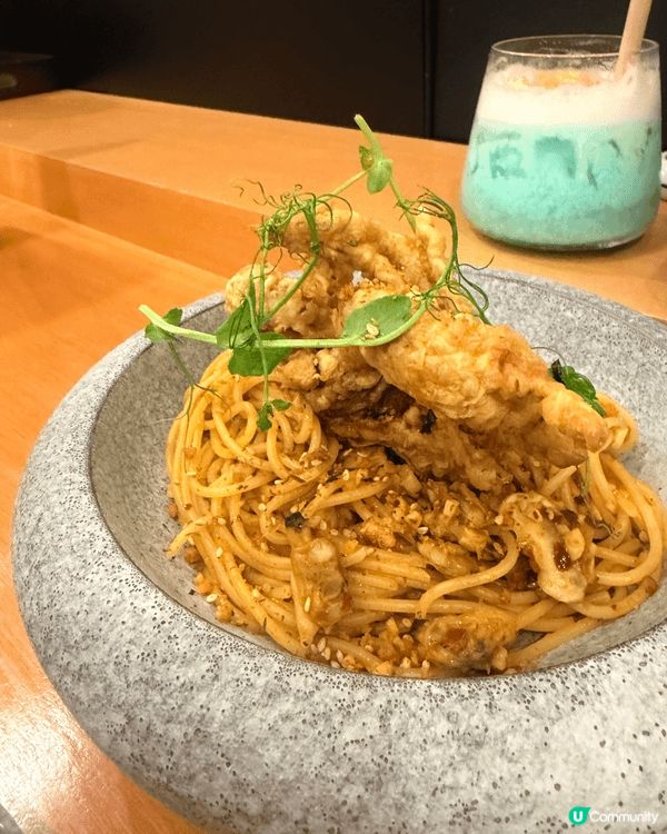 這是位於銅鑼灣百樂中心13樓的汐（日式Cafe）。在商業中心...