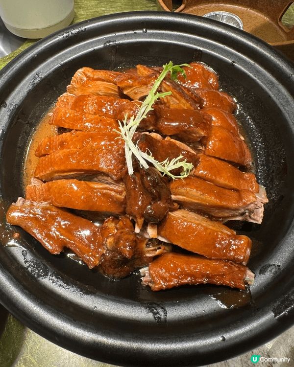在廣州，玩雪過後，吃了幾道美味而又豐富的客家菜。
