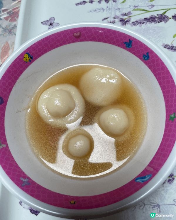 在家中自己和仔仔自行親手製作之湯丸糖水，與家人一起分享喜悅！...