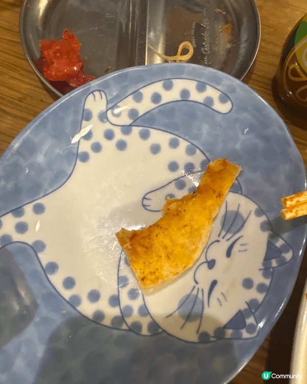 披薩（Pizza）源自義大利拿坡里，是一種將發酵麵團製成薄餅...