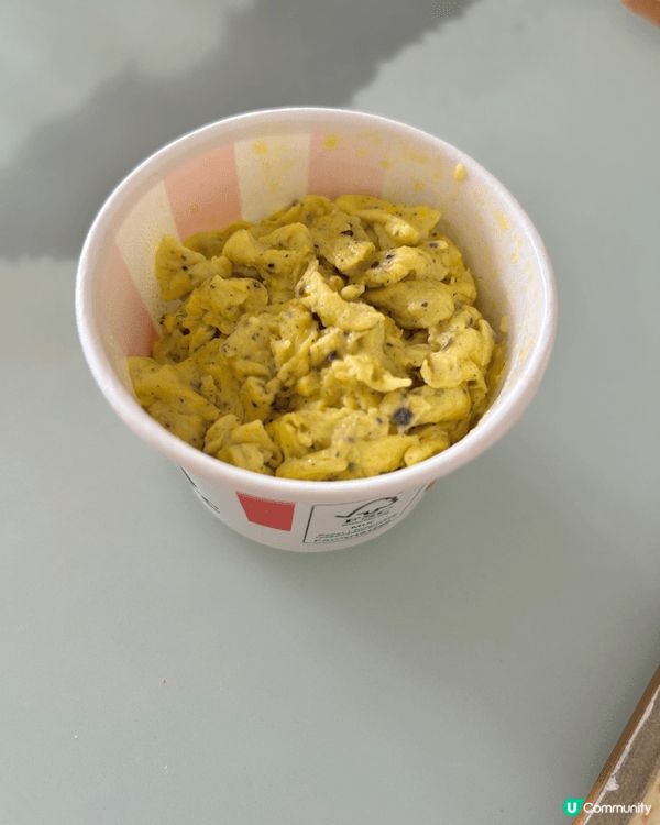 ⿈⾦鹹蛋⽜油果雞肉配蒜香多士 惹味