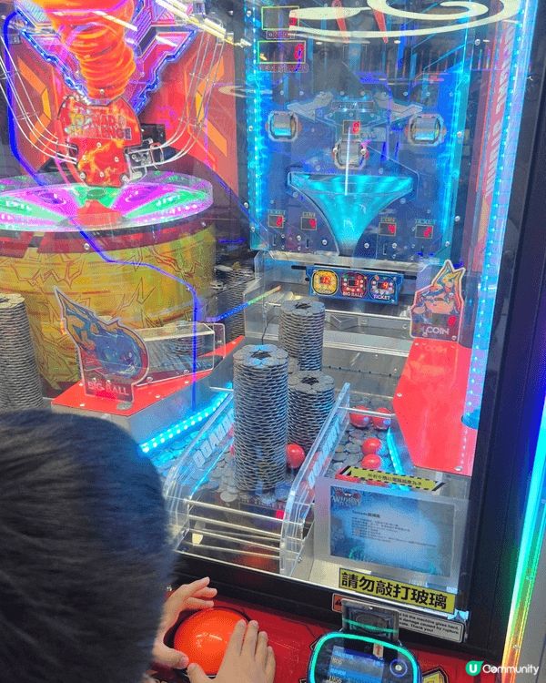夏天消暑好去處，天氣咁熱，係室內遊樂場玩就最岩，歡樂天地入面...