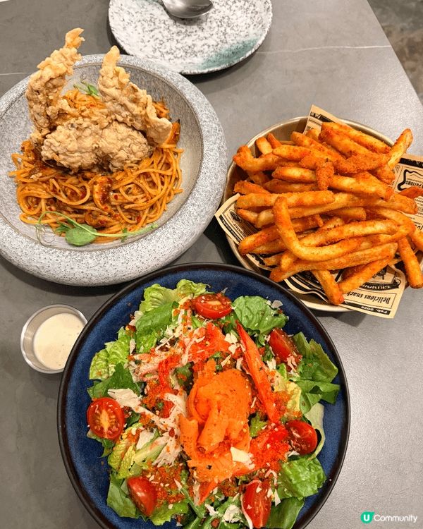 銅鑼灣樓上水泥工業風主題Cafe 