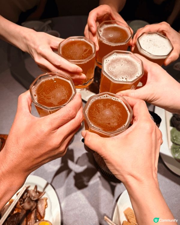 我會香港周圍去打卡, 沙田世界盃、中環畫展, 又會北上同朋友...