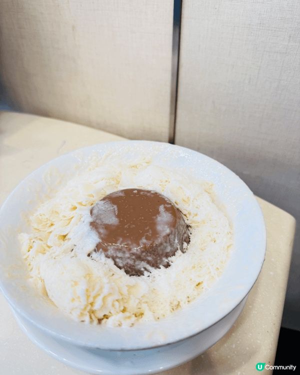 奶茶布甸奶冰 係灣仔晶晶甜品 夏天係每個星期都要食一次 港式...