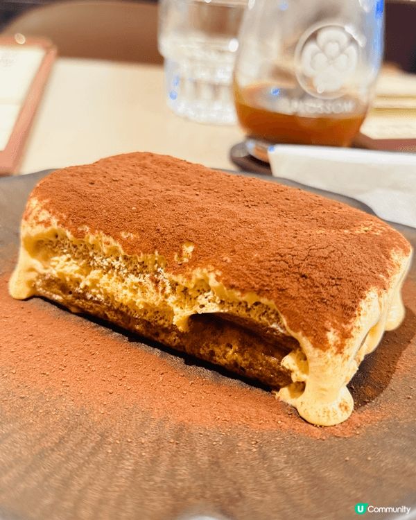 奶茶布甸奶冰 係灣仔晶晶甜品 夏天係每個星期都要食一次 港式...