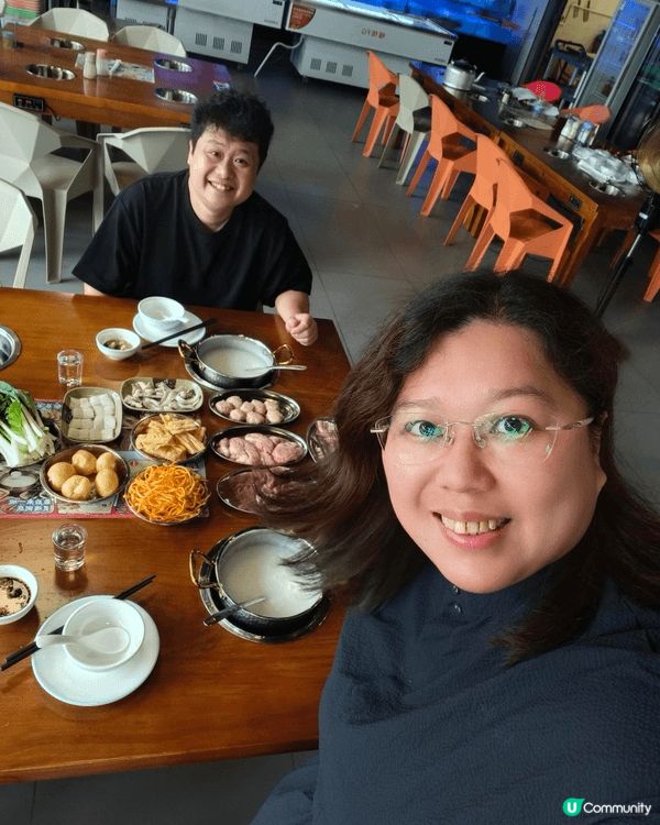 同老公嚟到珠海，今日嘅早午餐真係超豐盛！來到《海鮮嫂餐廳》，...