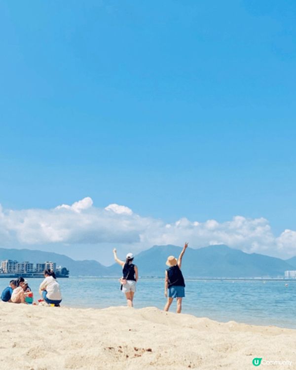 夏天梗係最好去黃金海岸沙灘享受陽光與海灘，然後再埋搭昂坪36...