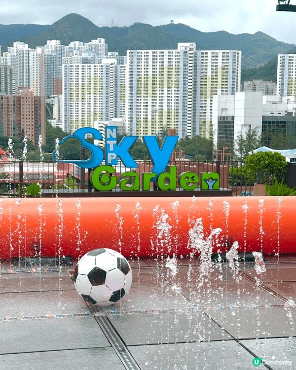 暑假夏日迪士尼pixer show 超級值得睇。新城市廣場玩...