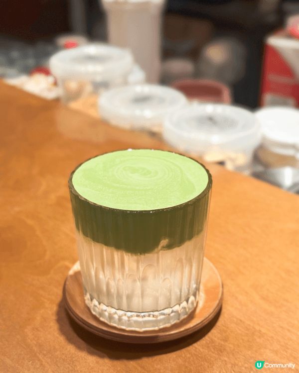 鰂魚涌地鐵站行幾分鐘就到嘅coffee shop☕️