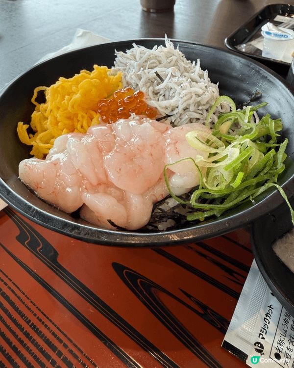 夏之淡路島，丼飯加漢堡。