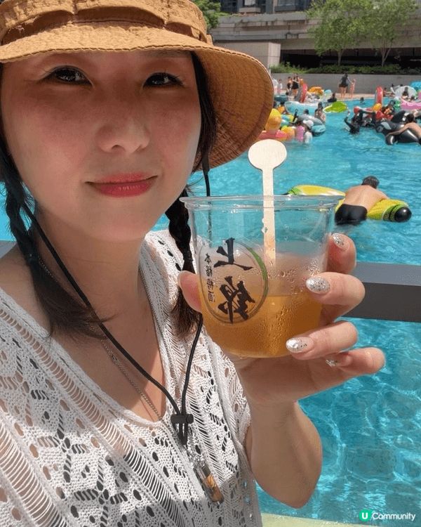 這個夏天十分Hot..好多愛我的在一起，正值我的生日月，充滿...