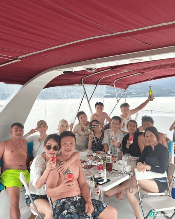 這個夏天十分Hot..好多愛我的在一起，正值我的生日月，充滿...