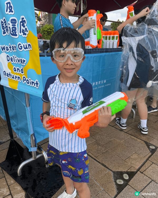 夏天梗係去香港海洋公園啦，由朝玩到晚無悶場，朝早先參加夏日歷...
