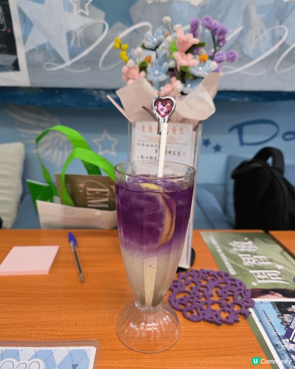 油麻地應援Cafe直擊！主題食物融入偶像應援色，精緻包裝滿載...