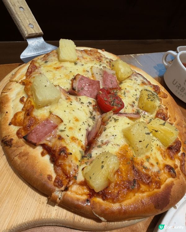 URBAN CAFE 兆萬中心 食美味食物🤤又可以近距離親親...