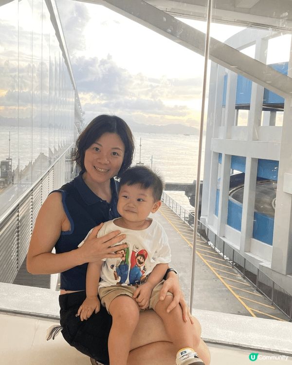 我地一放假就最鍾意行街搵美食，誓要同仔仔食/玩盡香港，海港城...