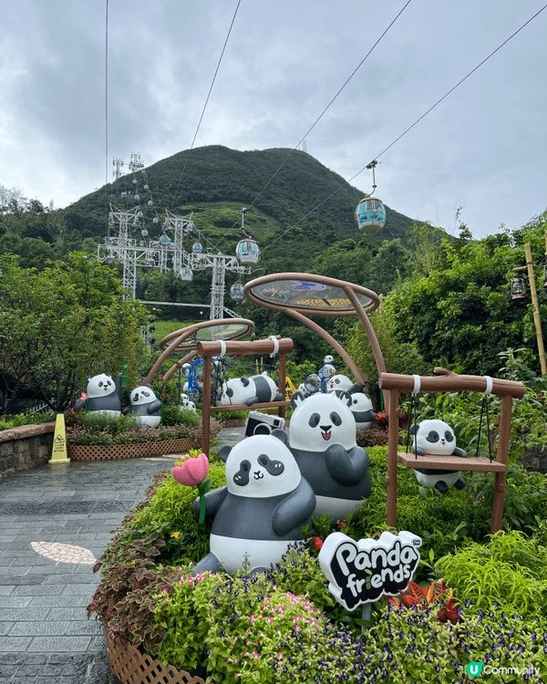 海洋公園的ciao chow pizza超級好吃，好想再買一...
