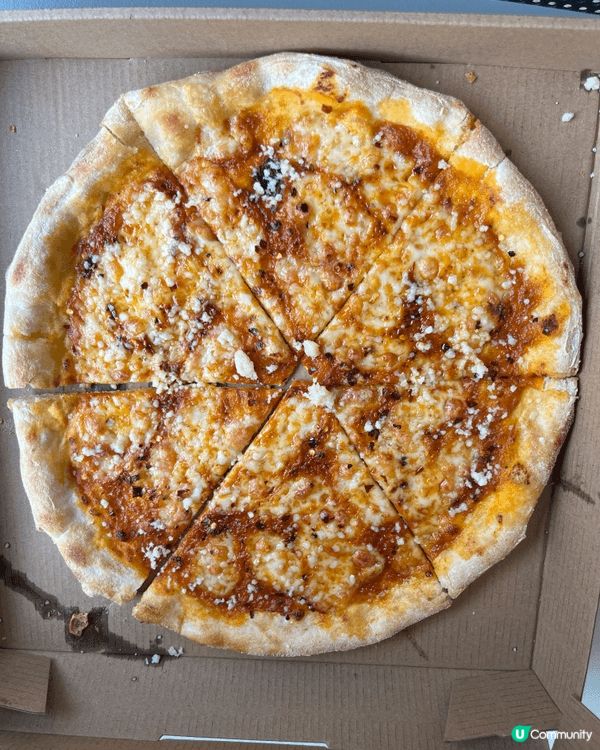 海洋公園的ciao chow pizza超級好吃，好想再買一...