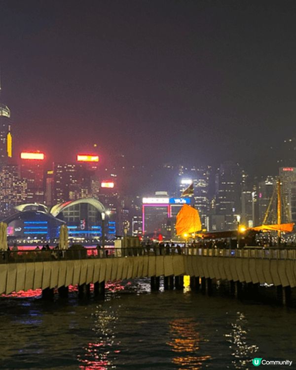 香港是食、買、玩的好地方。