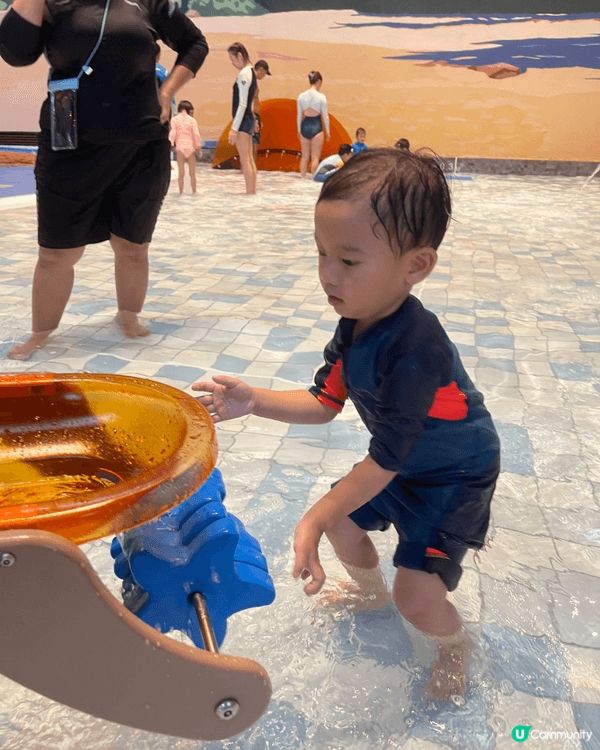 是關於陽光、水花與無盡的笑聲：我們的夏日親水回憶！記得當天上...