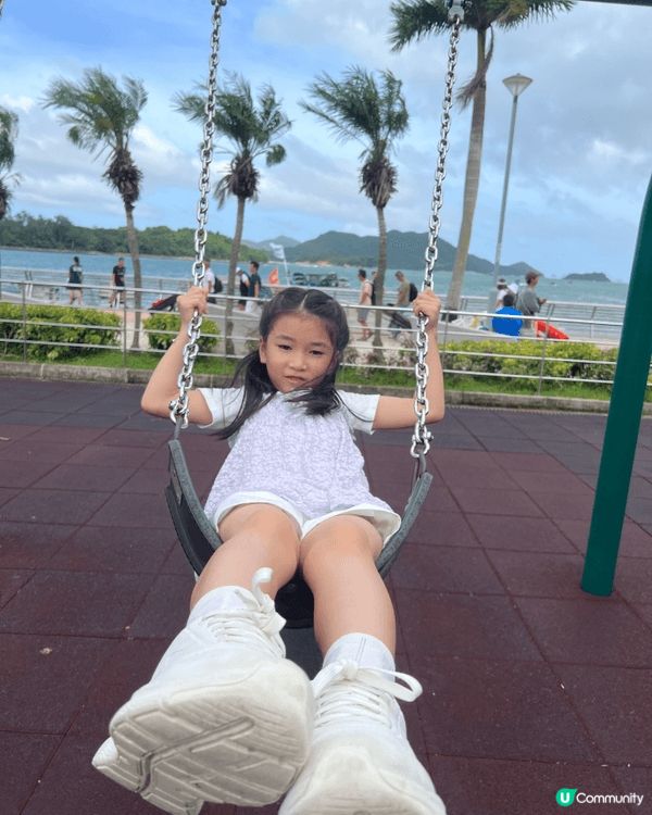 夏天我最喜歡到西貢吹海風、坐船出海玩，整個人都充滿朝氣活力💖...