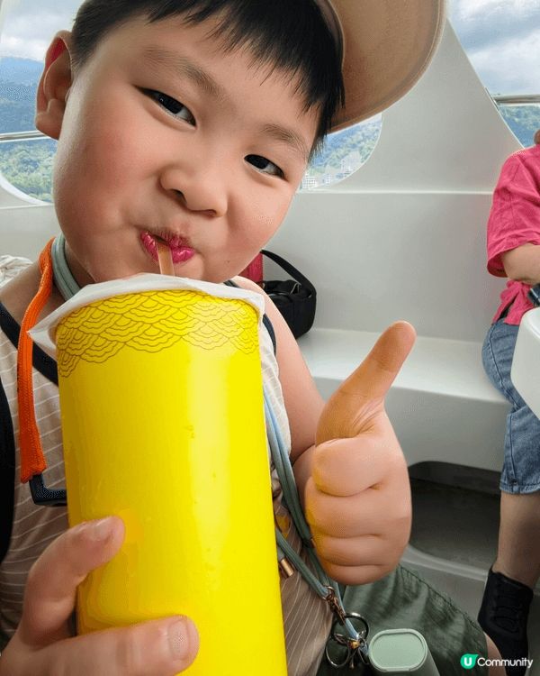夏日熱辣辣，同小朋友去咗台灣遊船河同食芒果冰燒暑